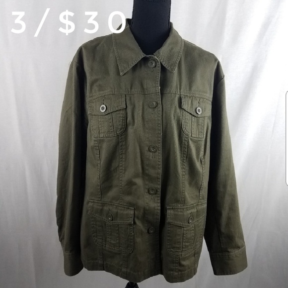 Relativity Jackets & Blazers - ##Relativity 2X  green jacket coat button front##